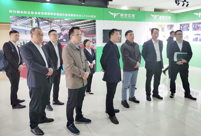 常发董事长_董事长办公室图片