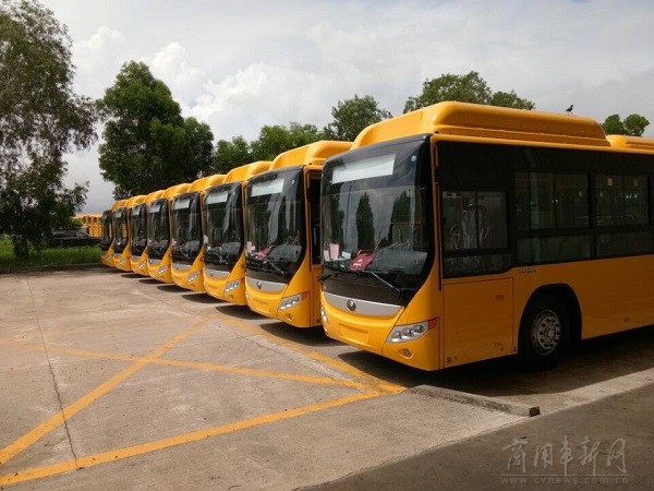 配装玉柴6G260N-40的宇通客车出口缅甸 配装玉柴6G260N-40的宇通客车出口缅甸