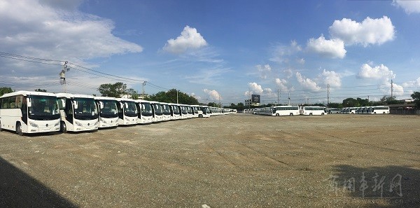 在泰国的福田客车,使用的是玉柴发动机 在泰国的福田客车,使用的是玉柴发动机