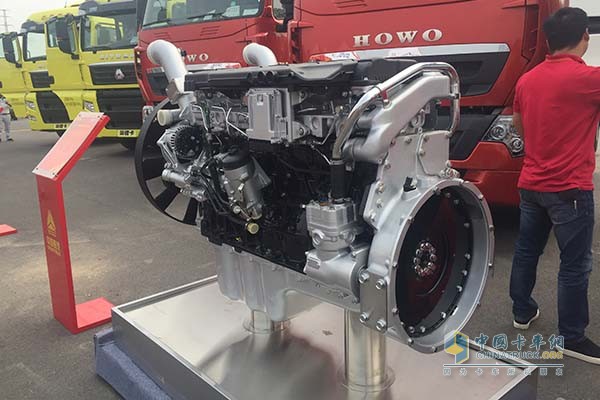 重汽MC11蠕墨铸铁发动机