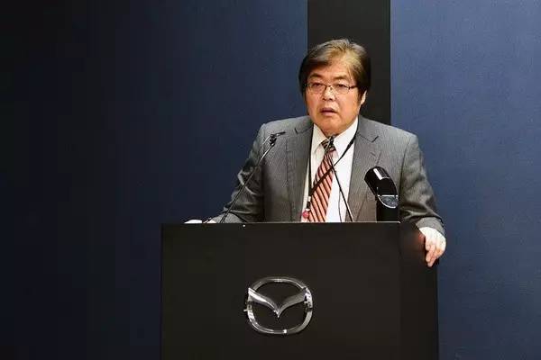 ▲马自达创驰蓝天技术之父，马自达常务执行董事-人见光夫