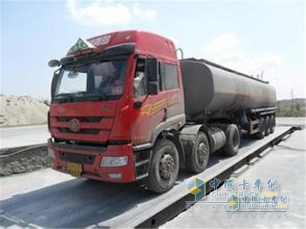 保障危化车安全行驶