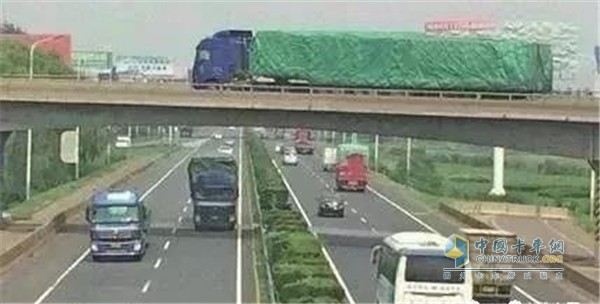 五轴以上禁行 五轴以上禁行