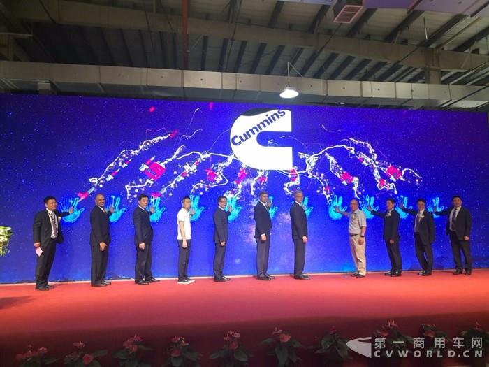 第二百万支喷油器和第八十万片电控单元下线 第二百万支喷油器和第八十万片电控单元下线