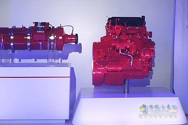 东风康明斯4.5L发动机