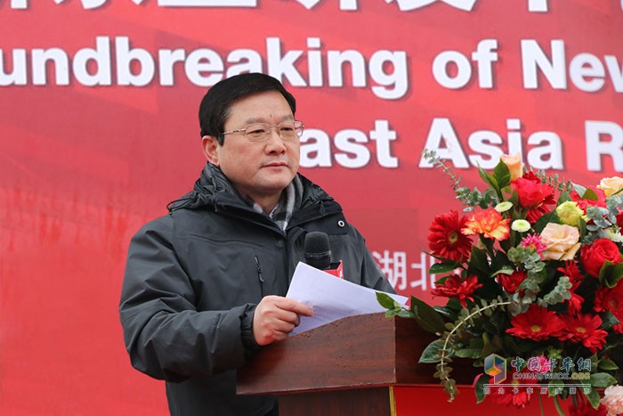 东风商用车技术中心中心长吴怀主 东风商用车技术中心中心长吴怀主