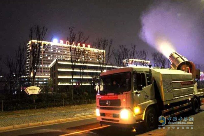 搭载东风康明斯发动机的各类环卫用车 搭载东风康明斯发动机的各类环卫用车