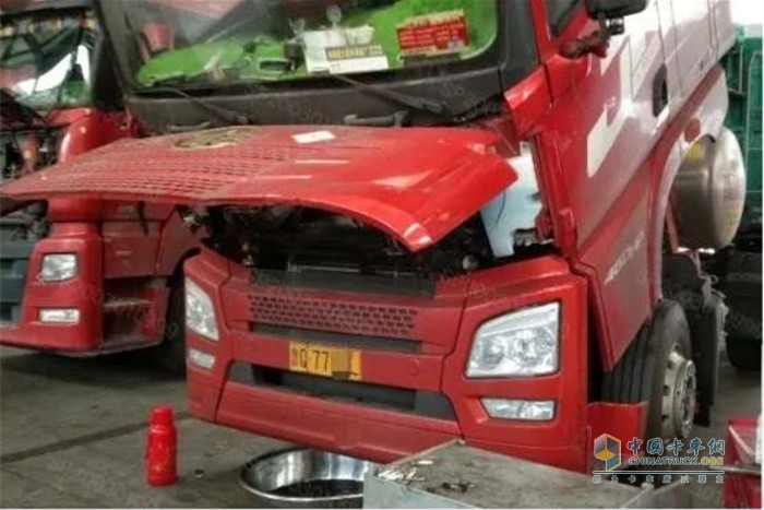 车辆故障修理中 车辆故障修理中