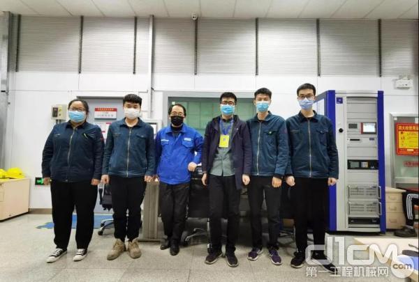 国六认证团队合影 国六认证团队合影