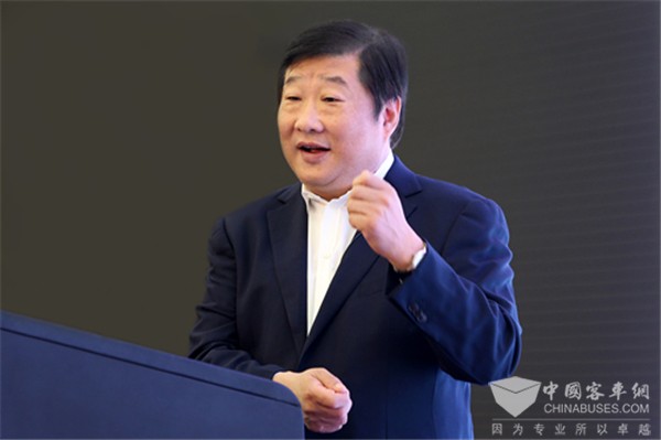山东重工集团有限公司董事长，潍柴动力股份有限公司董事长、总工程师谭旭光