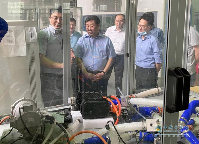 谭旭光到江苏昆山调研氢燃料电池科研和示范应用情况