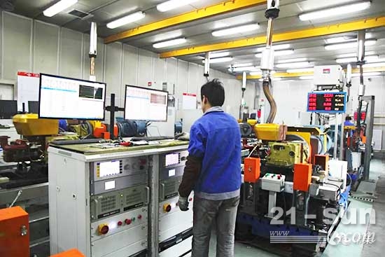 《电力测功台架及电力测功台》专利涉及的单缸机厂技改项目现场 《电力测功台架及电力测功台》专利涉及的单缸机厂技改项目现场