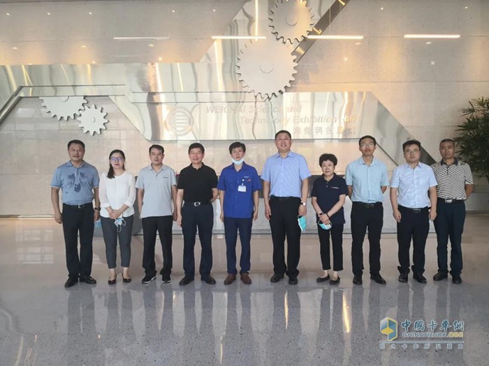 领导合影 领导合影