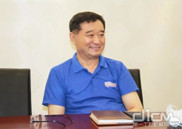 协会常务副会长兼秘书长苏子孟 协会常务副会长兼秘书长苏子孟