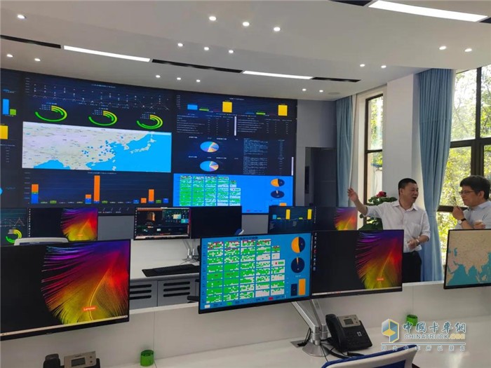 龙蟠科技智慧运营中心调度平台 龙蟠科技智慧运营中心调度平台