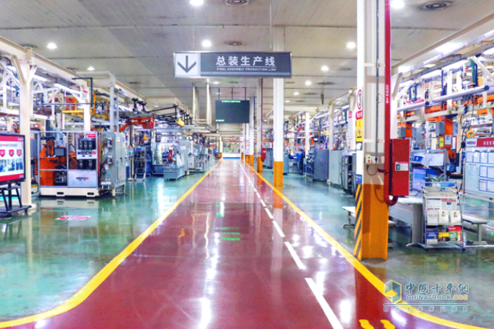 潍柴总装车间 潍柴总装车间